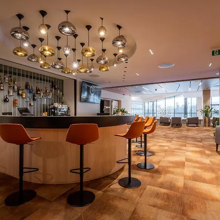 Globall Hotel 4*
