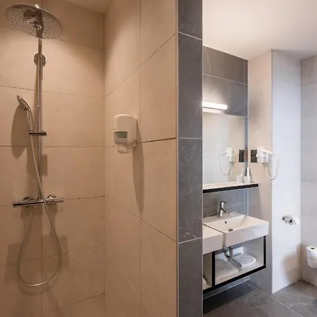 Globall 4* Telki