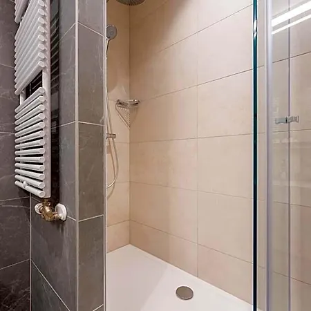 Hotel Globall 4*