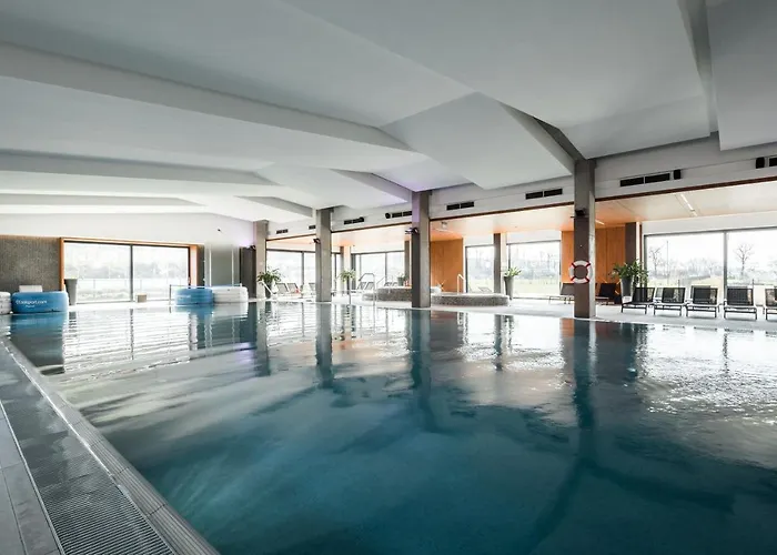 Globall Hotel 4*